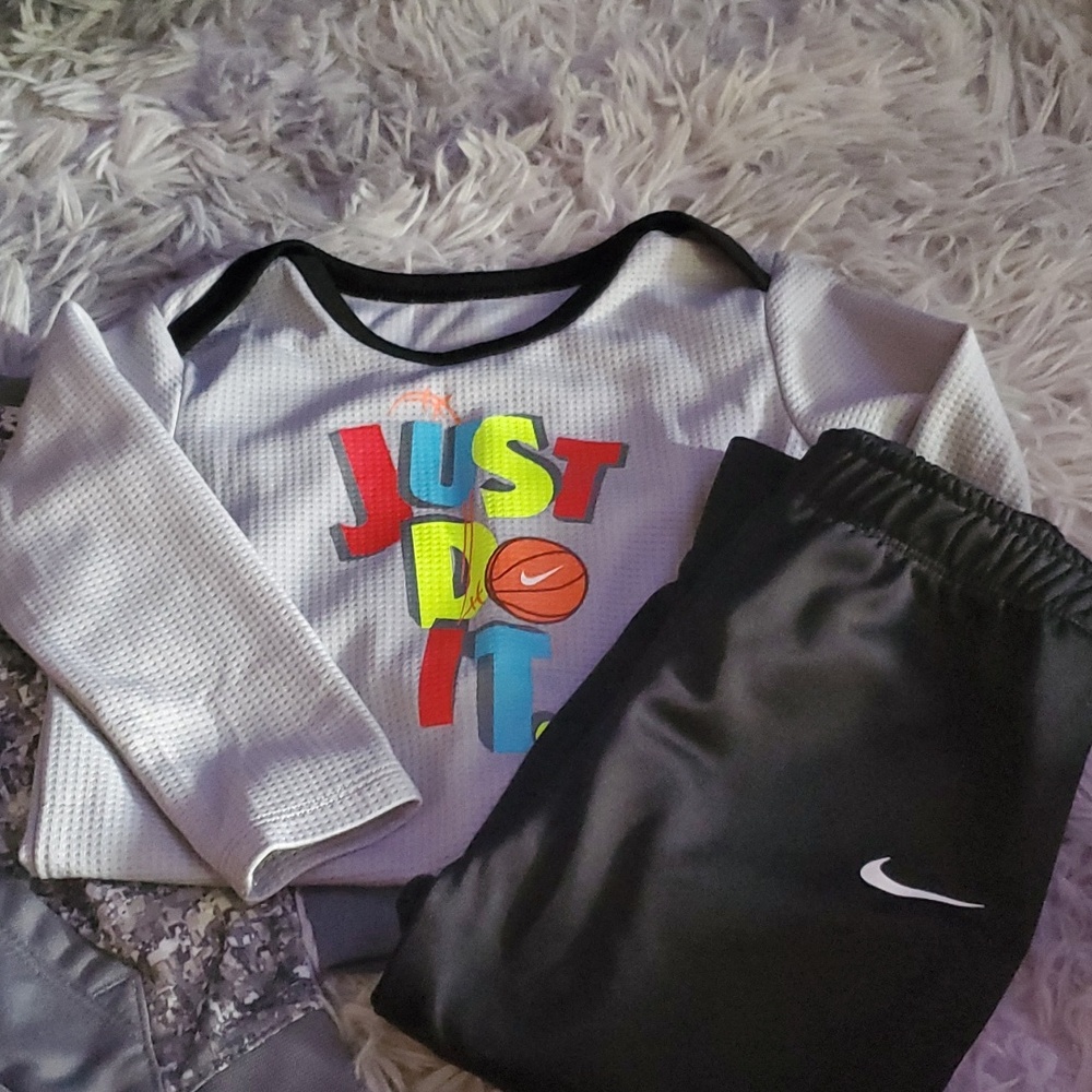 2 sets of 24M Nike outfits